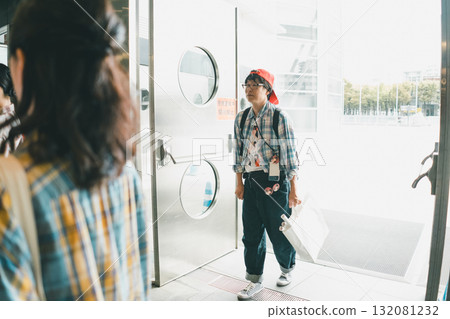 idol, fan, male 132081232