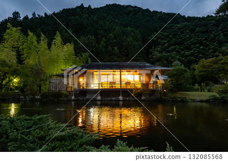 Gyokuro no Sato, a Japanese tea house and garden in Fujieda City, Shizuoka Prefecture 132085568