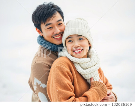 Two people who heat up the winter 132086169