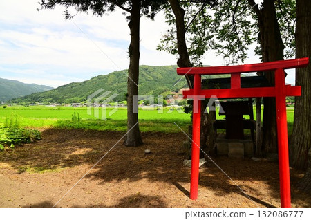 Tono in summer: Kamaishi Line and a small shrine 132086777