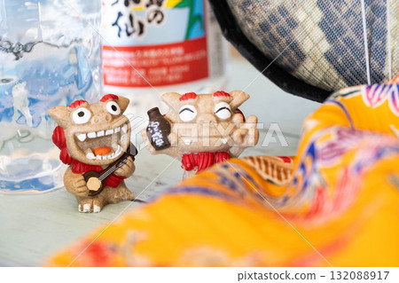 沖繩有趣的居酒屋形象 132088917