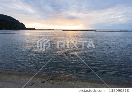 Evening view of the sea in Matsuzaki Town on the Izu Peninsula Evening view of the sea in Matsuzaki Town on the Izu Peninsula 132090218