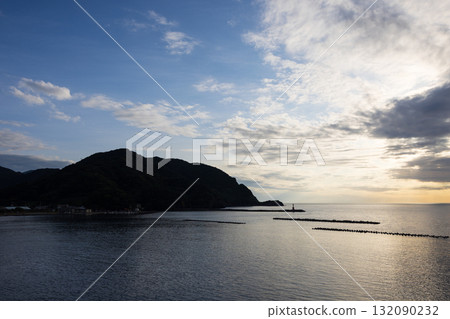 Evening view of the sea in Matsuzaki Town on the Izu Peninsula 132090232