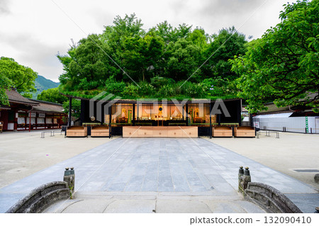 Dazaifu Tenmangu Shrine in the early morning 132090410
