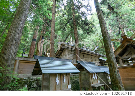 國寶仁科神明神社及神社森林,長野縣天然紀念物 國寶仁科神明神社及神社森林,長野縣天然紀念物 132091718