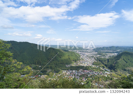 從城山山頂眺望（戶倉城跡）（東京都秋留野市） 132094243