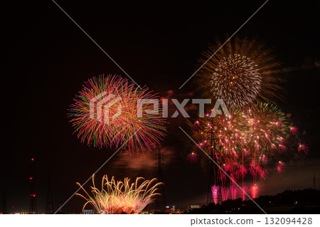 Scenes from the Atsumi Peninsula Fireworks Festival in Tahara City (Aichi Prefecture) 132094428