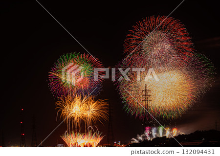 Scenes from the Atsumi Peninsula Fireworks Festival in Tahara City (Aichi Prefecture) Scenes from the Atsumi Peninsula Fireworks Festival in Tahara City (Aichi Prefecture) 132094431