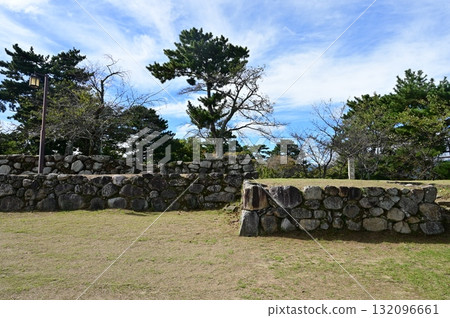 Remains of the lookout tower at Matsusaka Castle (Mie Prefecture) Remains of the lookout tower at Matsusaka Castle (Mie Prefecture) 132096661