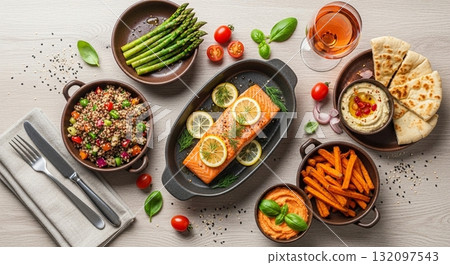 Inspirasi Sarapan Lezat dan Bergizi dengan Roti, Pancake, dan Buah Segar Inspirasi Sarapan Lezat dan Bergizi dengan Roti, Pancake, dan Buah Segar 132097543