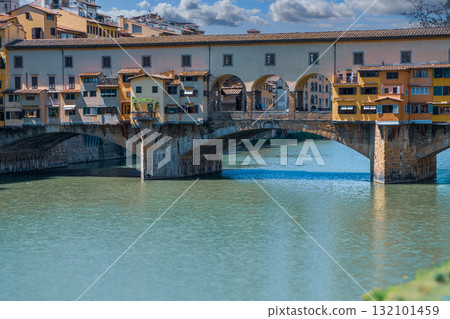 Ponte Vecchio Bridge 132101459