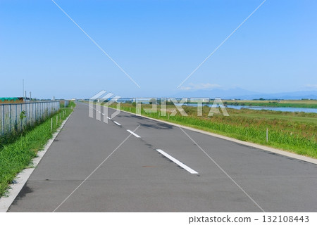 Tone River Cycling Road Right Bank October 2025 Tone River Cycling Road Right Bank October 2025 132108443