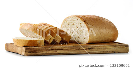 freshly baked sliced bread 132109661