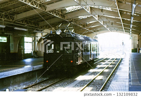 1994年,舊國鐵雲葉12號線鶴見站,神奈川縣橫濱市,檔案照片 1994年,舊國鐵雲葉12號線鶴見站,神奈川縣橫濱市,檔案照片 132109832