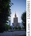 [Poland] Palace of Culture and Science in the capital Warsaw, street trees and a clear evening sky 132109865