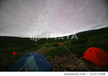 雲之平山莊的帳篷營地和英仙座流星雨 132111086