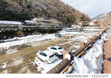 Yubara Onsen town dressed in winter clothes Yubara Onsen town dressed in winter clothes 132111247