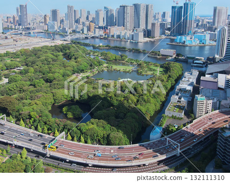 View of Hamarikyu, Sumida River, and Kachidoki from Hamamatsucho 1-chome. Cityscape (September 2025) View of Hamarikyu, Sumida River, and Kachidoki from Hamamatsucho 1-chome. Cityscape (September 2025) 132111310
