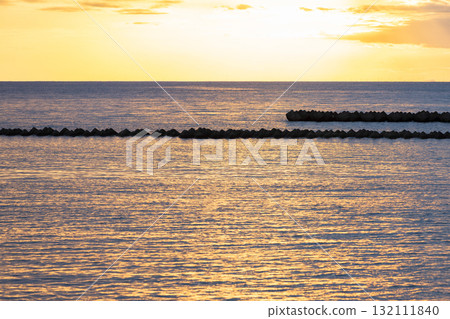 Evening view of the sea in Matsuzaki Town on the Izu Peninsula Evening view of the sea in Matsuzaki Town on the Izu Peninsula 132111840