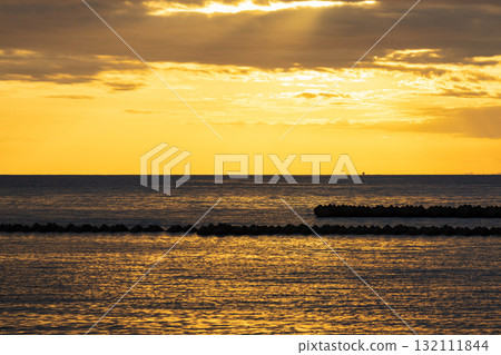 伊豆半島松崎町的傍晚海景 伊豆半島松崎町的傍晚海景 132111844