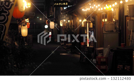 There will be more and more year-end parties from now on! Be careful of hangovers! 132112480