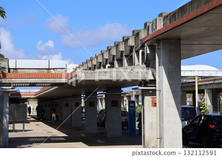 The overpass at Ishigaki Airport on a clear summer day 132112591