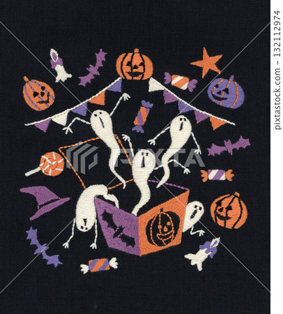 Lively Halloween embroidery 132112974