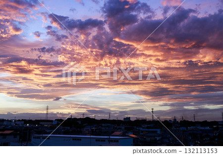 Dramatic sunset sky 132113153