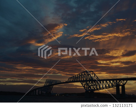 Magic Hour Tokyo Gate Bridge Magic Hour Tokyo Gate Bridge 132113171