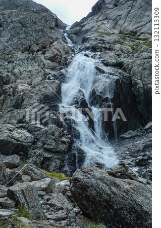 Kyrgyzstan_Ala-Kyor Lake-Karakol 132113309