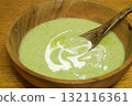 Warm potage soup made with edamame, a winter dish 132116361