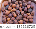 Dried Black Cardamom or Greater Cardamom 132116725