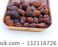 Dried Black Cardamom or Greater Cardamom 132116726