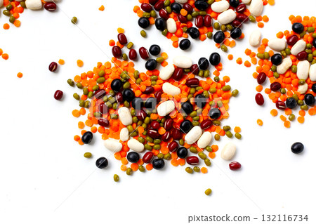 Colorful mixed beans and lentils, packed with plant-based protein and fiber 132116734