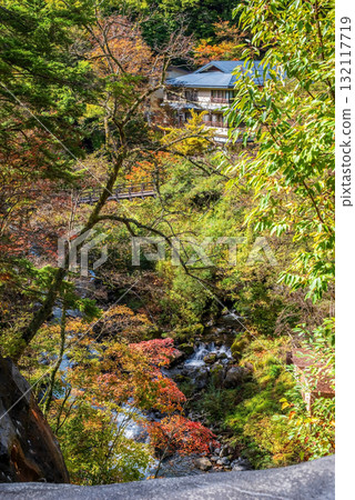 秋天的白骨溫泉(長野縣松本市) 秋天的白骨溫泉(長野縣松本市) 132117719