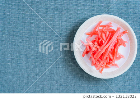 Red pickled ginger Red pickled ginger 132118022