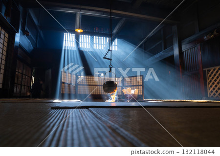 [Light beam material] A winter feature: The light beams of Okutani at Wakihonjin in Tsumago-juku [Nagano Prefecture] 132118044