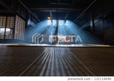 [Light beam material] A winter feature: The light beams of Okutani at Wakihonjin in Tsumago-juku [Nagano Prefecture] 132118046