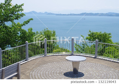 The view from Rekishi no Mieru Oka Park overlooking the Kurushima Strait The view from Rekishi no Mieru Oka Park overlooking the Kurushima Strait 132119043