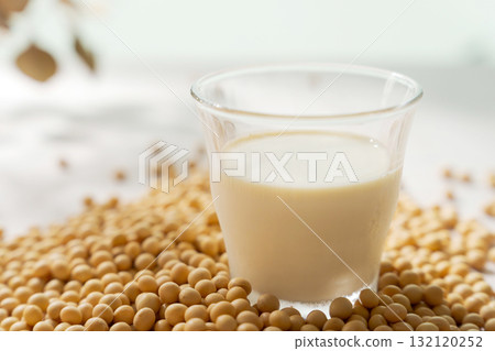 大豆和一杯豆漿 大豆和一杯豆漿 132120252