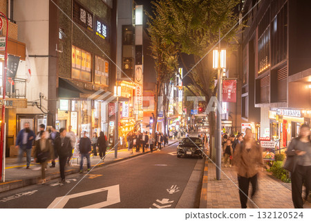 Tokyo: Bustling Kagurazaka nightscape Tokyo: Bustling Kagurazaka nightscape 132120524
