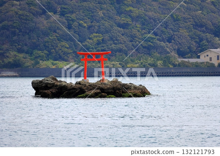 伊豆半島 - 從下田觀光船上看到的景色 伊豆半島 - 從下田觀光船上看到的景色 132121793