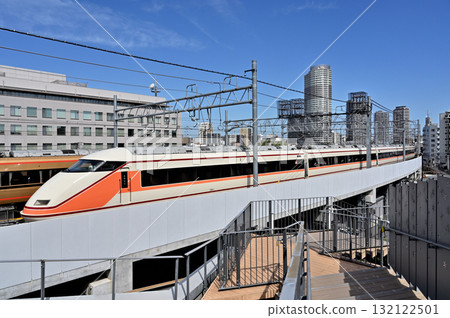 鐵路：東武鐵道特急鬼怒116號、100系、102F 132122501