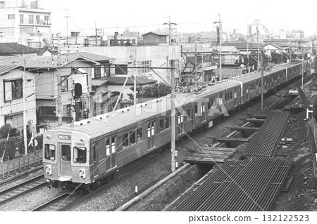 Tokyu, 7507-7207-7558-7258-7559-7259, near Todoroki, February 10, 1985 132122523