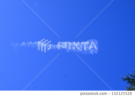 十月,雲如鬼影 Ittanmomen 十月,雲如鬼影 Ittanmomen 132125528