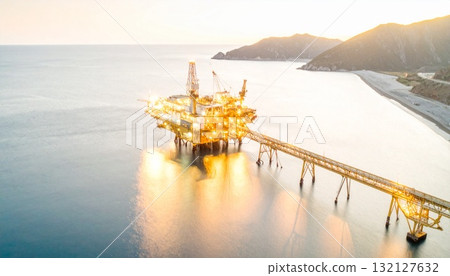 Image of an offshore oil platform 132127632