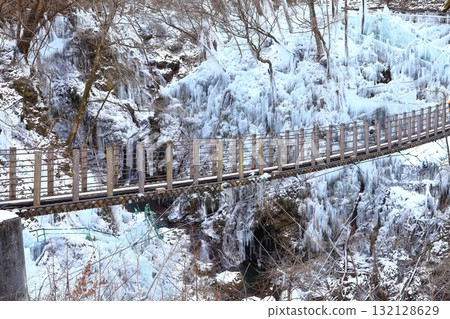 [埼玉縣]尾之內百景冰柱與吊橋 132128629