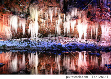 [Saitama Prefecture] Illuminations of the thirty-six icicles 132128661