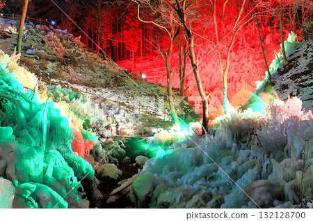 [Saitama Prefecture] Ashigakubo Icicle Illumination 132128700