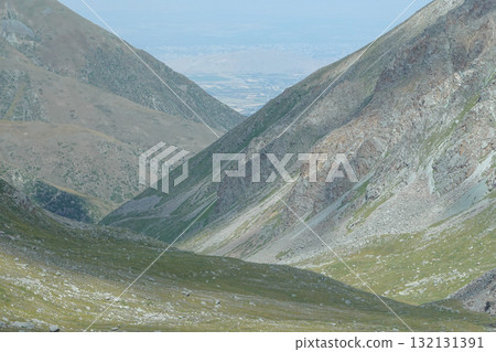 吉爾吉斯斯坦_阿拉阿爾恰國家公園_Elektro Peak 132131391